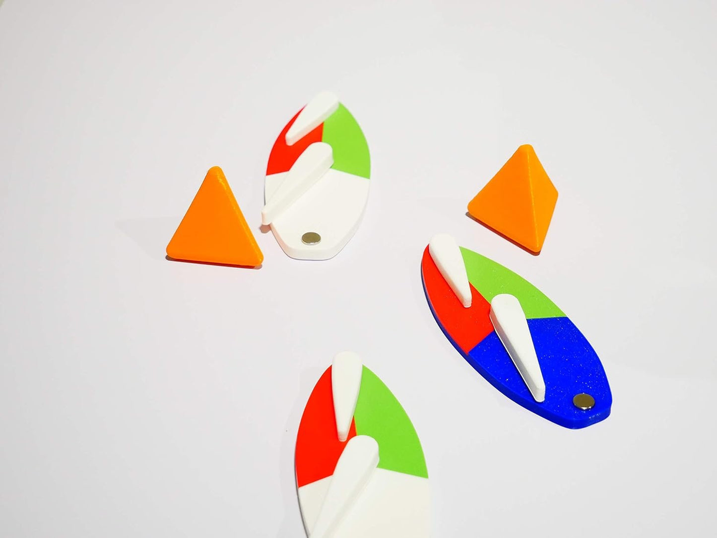 Magnetic Sail Cruising Vessel with Moving Sails Instructor Training Aid